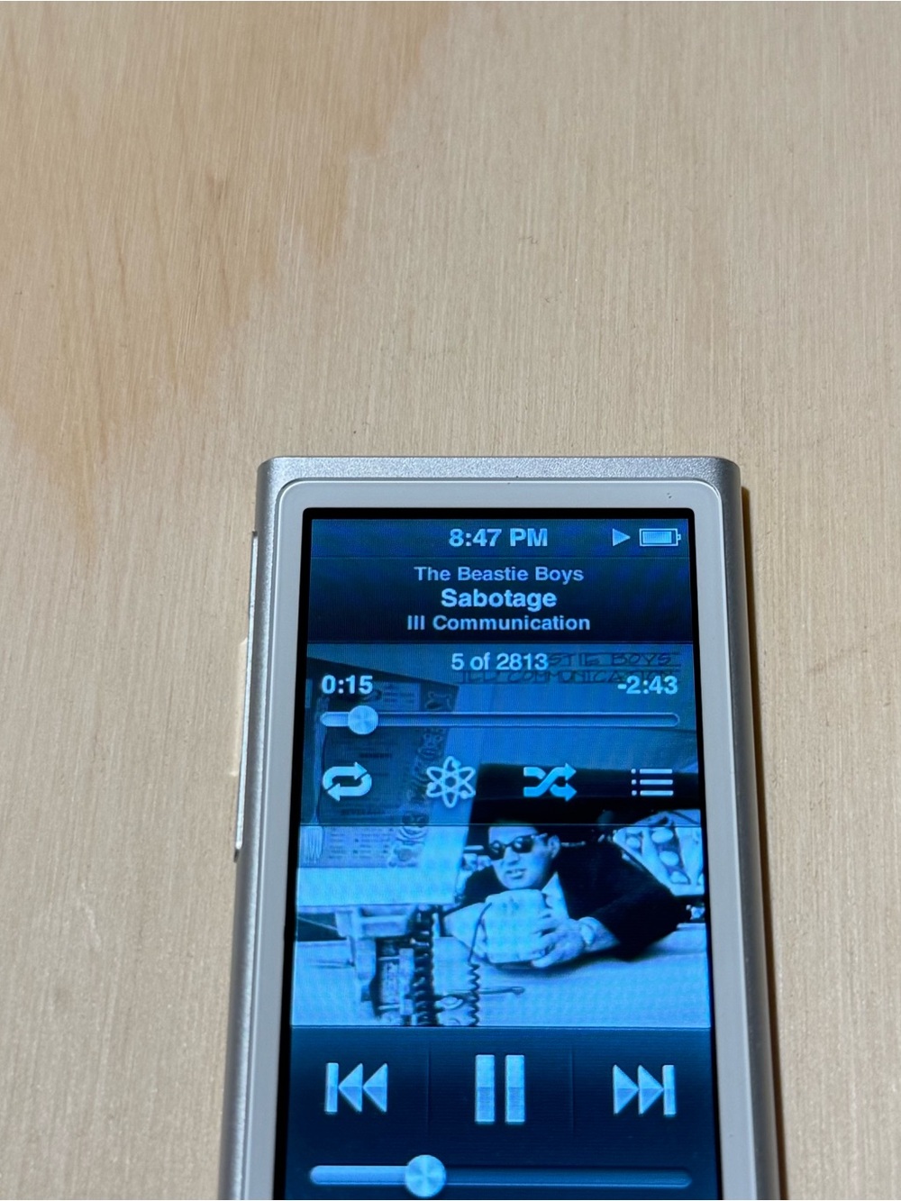iPod Nano 7thGen Silver 16GB Model:A1446 w/2123-Song/Charg/Case Tested Good Read - Picture 2 of 14